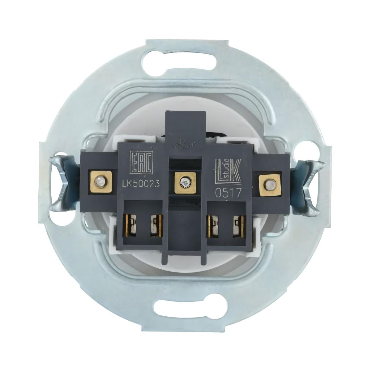 фото розетка lk studio без з/к, со шторками (белый) lk vintage 883304-1 | 220svet.ru