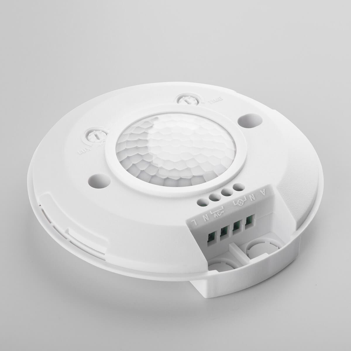 фото датчик движения elektrostandard sns-m-11 6m 2,2-4m 2000w ip20 360 белый a041243 | 220svet.ru